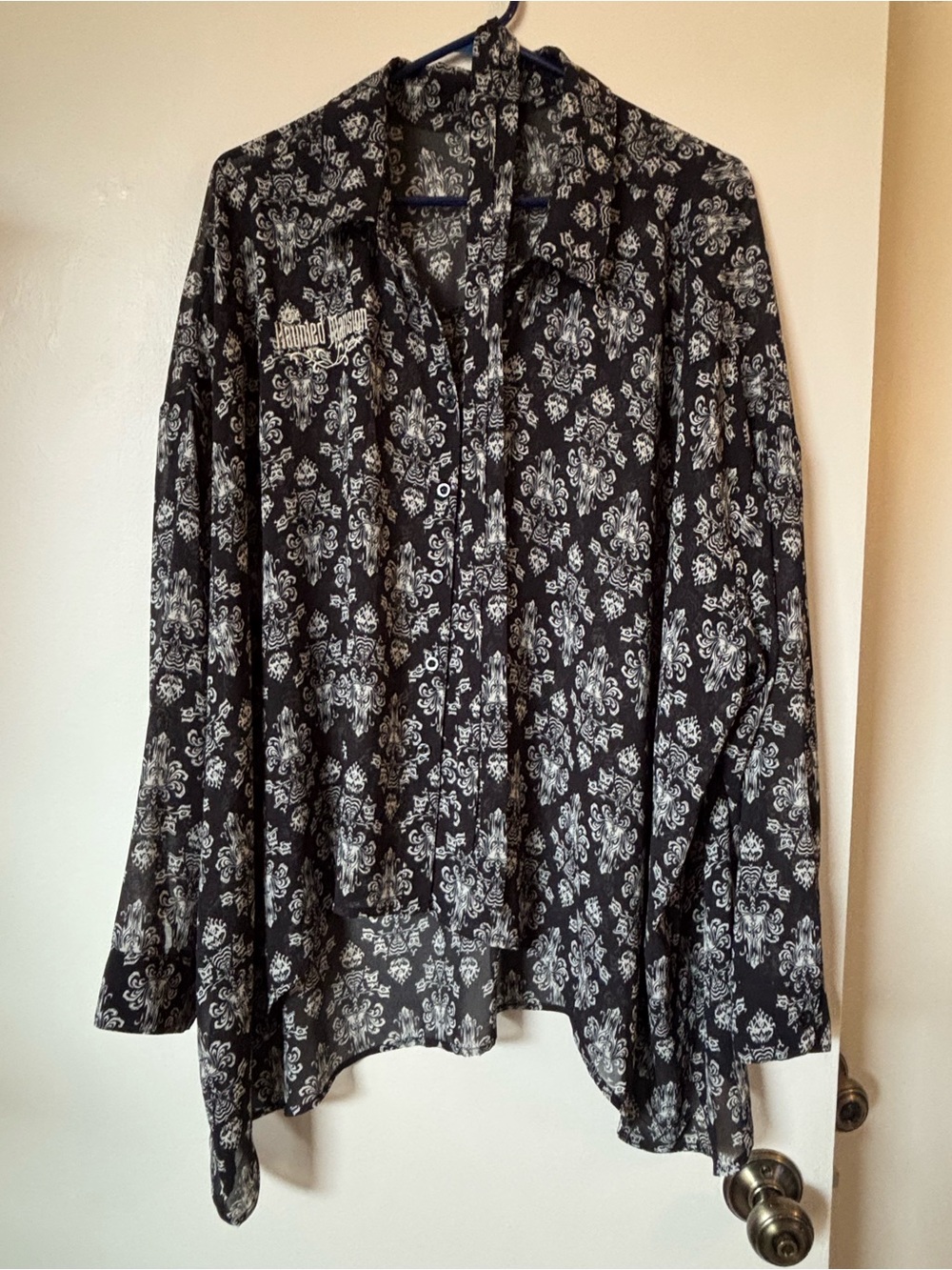 Her Universe Haunted Mansion Button-Up Blouse, size XL